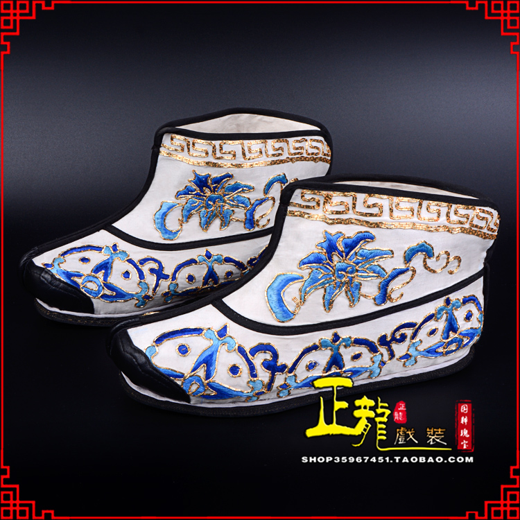 哈密三岔口武生薄底 手绣绣花快靴